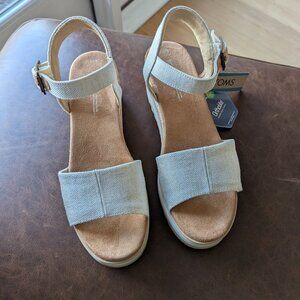 Toms NWT Diana Wedge Sandals / Size 9.5